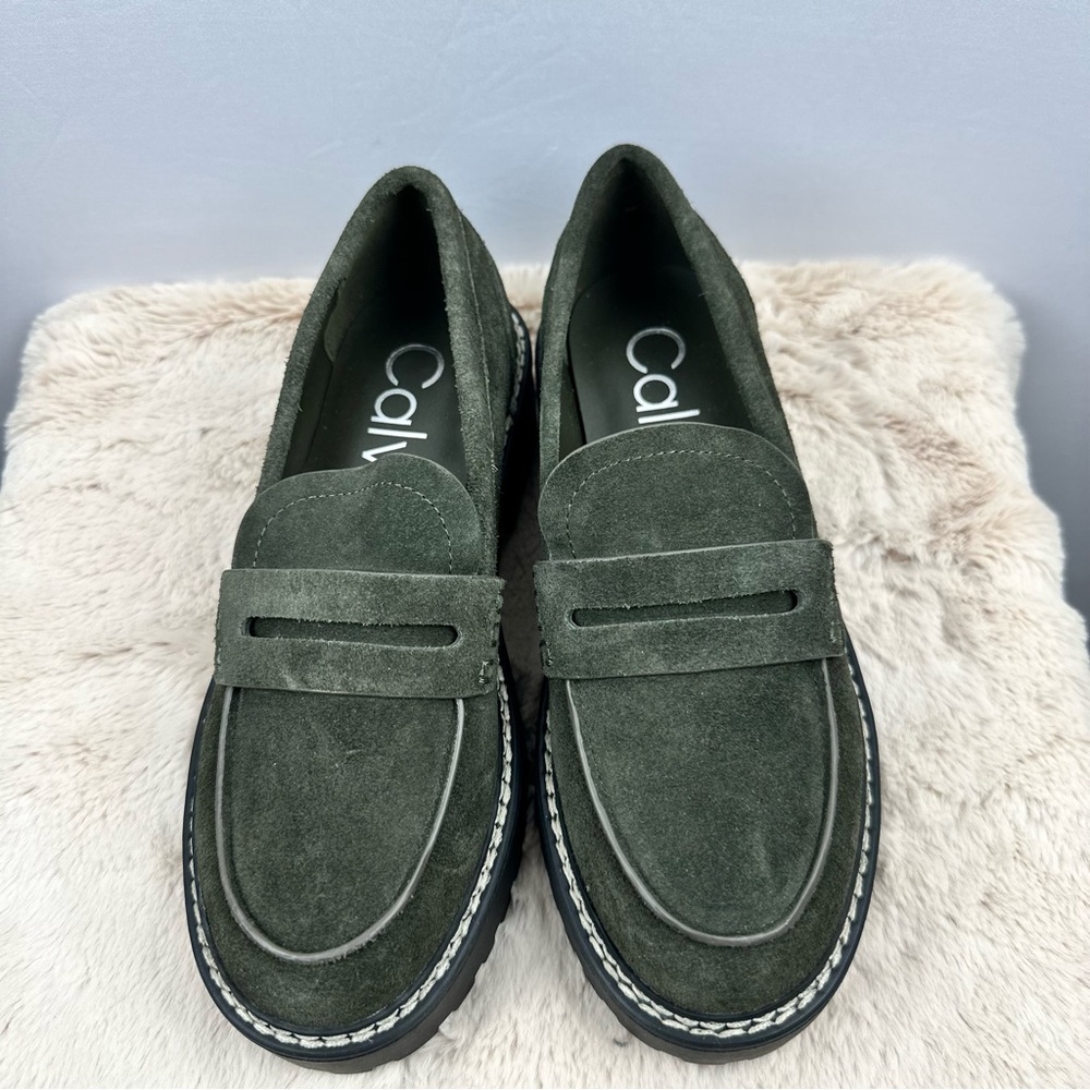 CALVIN KLEIN Women Suzie Suede Slip-on Lug Sole Loafer Dark Green Sz 5.5 - Picture 7 of 14